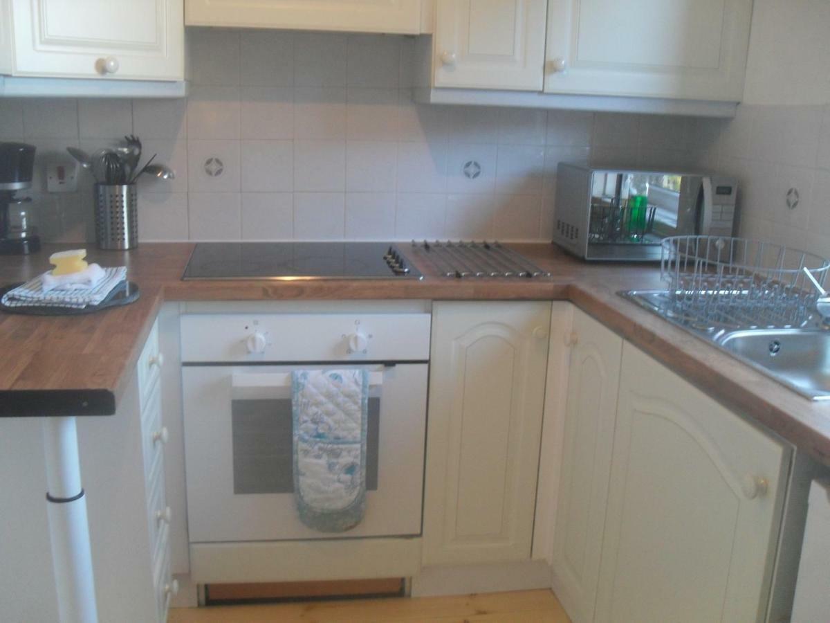 Edinburgh Beach View Apartment Bagian luar foto