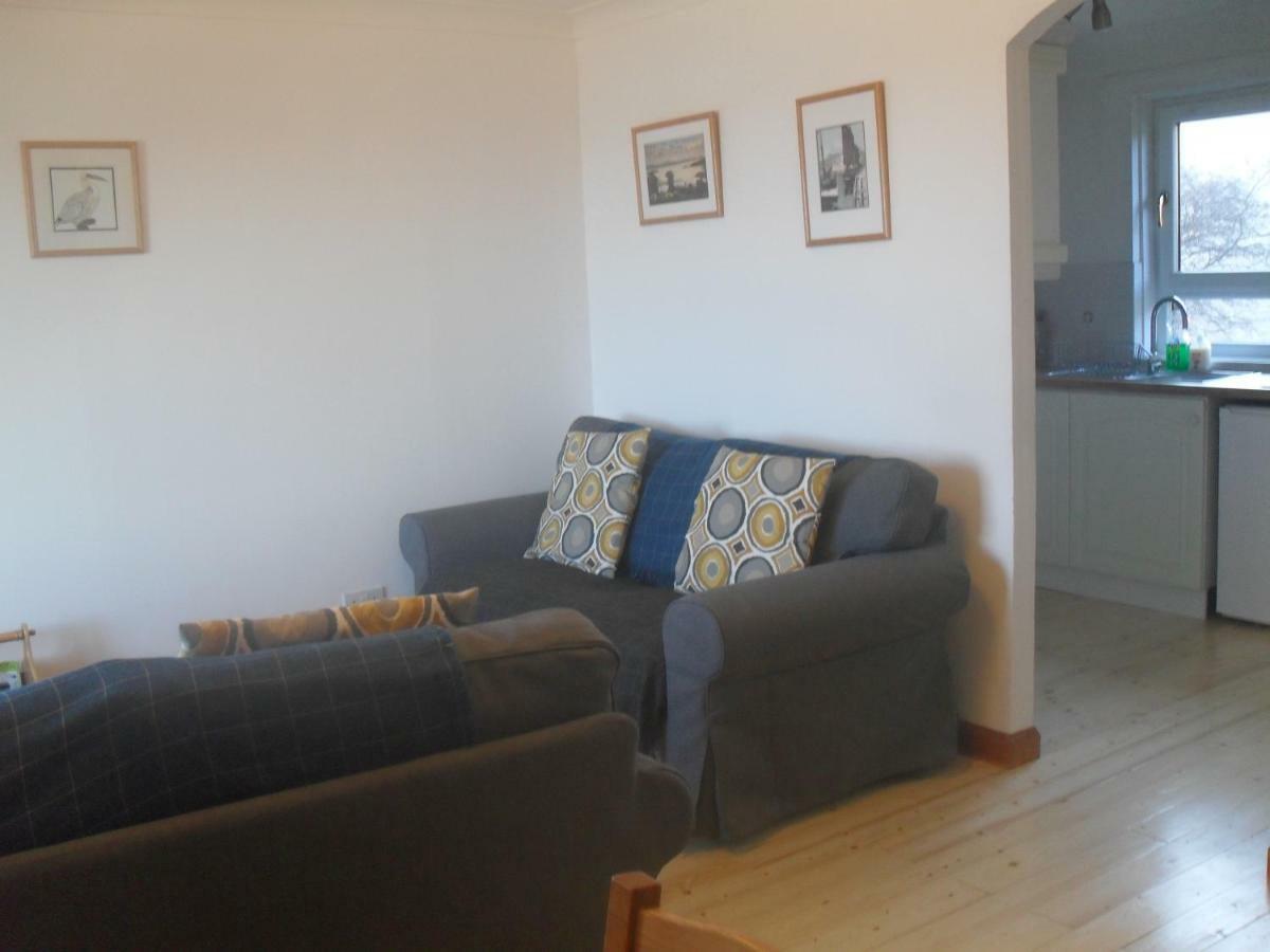 Edinburgh Beach View Apartment Bagian luar foto